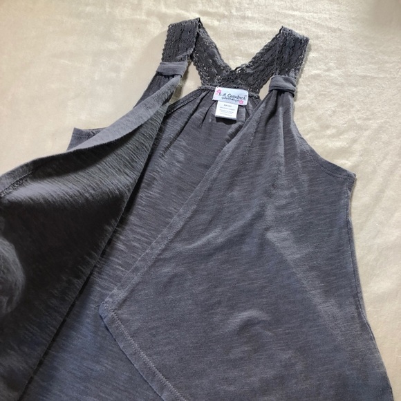 LA Conduct Sleeveless Cardigan Vest - Picture 4 of 7